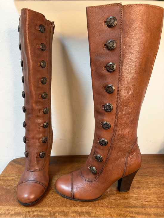 Skechers Shoes - Skechers Henley Women's Tall Brown Leather Button-Accent Heeled Boots Victorian
